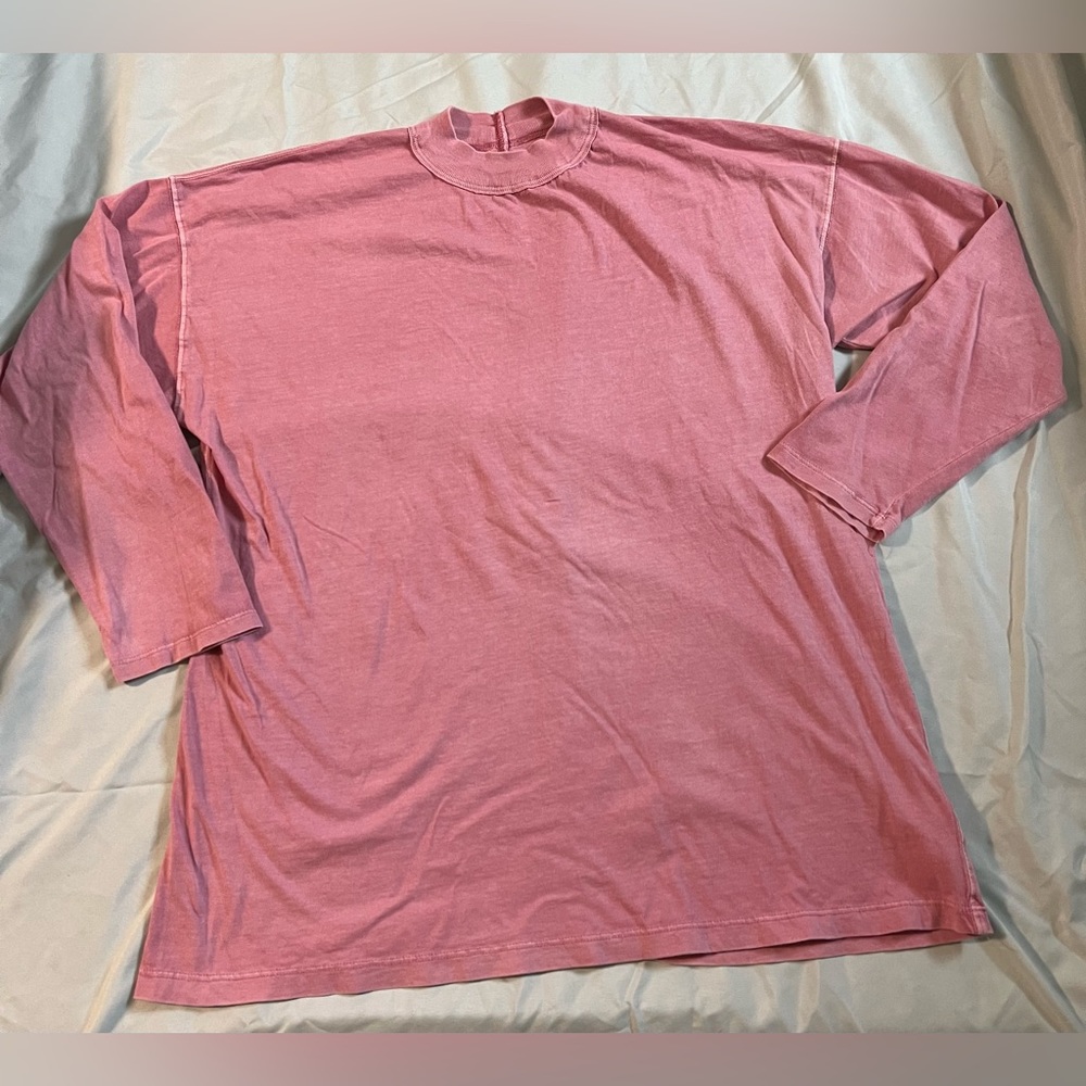 Oversized We The Free crew neck layer!